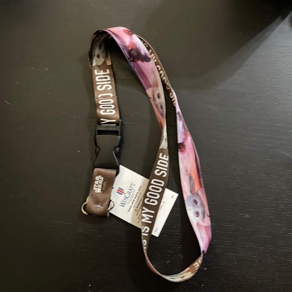 ✨Star Wars Baby Yoda lanyard✨
